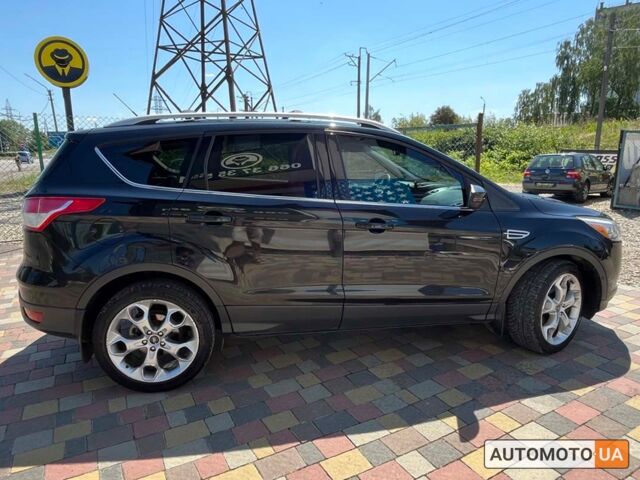 Черный Форд Эскейп, объемом двигателя 2 л и пробегом 186 тыс. км за 13500 $, фото 5 на Automoto.ua