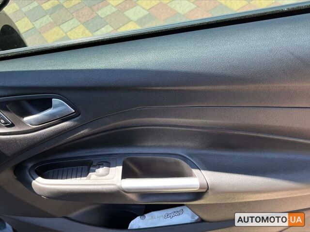 Черный Форд Эскейп, объемом двигателя 2 л и пробегом 186 тыс. км за 13500 $, фото 22 на Automoto.ua