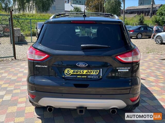 Черный Форд Эскейп, объемом двигателя 2 л и пробегом 186 тыс. км за 13500 $, фото 3 на Automoto.ua