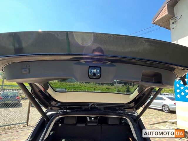 Черный Форд Эскейп, объемом двигателя 2 л и пробегом 186 тыс. км за 13500 $, фото 19 на Automoto.ua