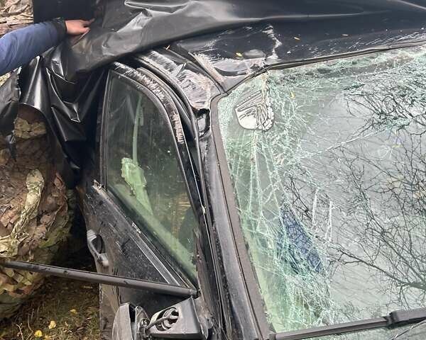 Форд Эскейп 2012 в Краматорске на Automoto.ua Черный Форд Эскейп, объемом двигателя 2.49 л и пробегом 130 тыс. км за 3000 $, фото 4 на Automoto.ua