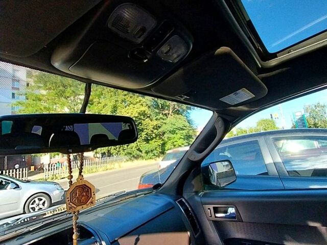 Черный Форд Эскейп, объемом двигателя 3 л и пробегом 388 тыс. км за 11100 $, фото 12 на Automoto.ua