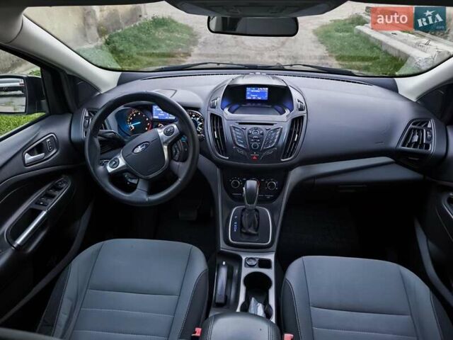 Черный Форд Эскейп, объемом двигателя 1.6 л и пробегом 165 тыс. км за 10900 $, фото 11 на Automoto.ua