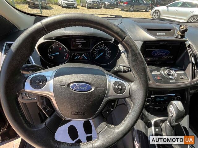 Черный Форд Эскейп, объемом двигателя 2 л и пробегом 186 тыс. км за 13500 $, фото 8 на Automoto.ua