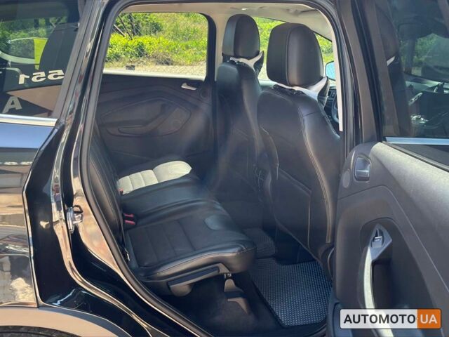 Черный Форд Эскейп, объемом двигателя 2 л и пробегом 186 тыс. км за 13500 $, фото 21 на Automoto.ua