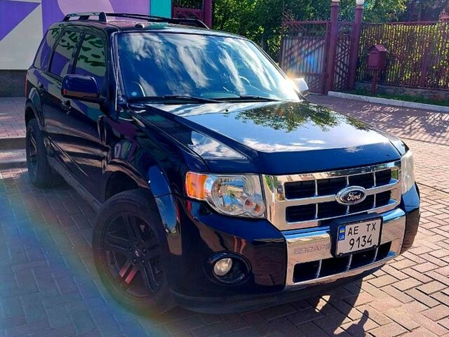 Черный Форд Эскейп, объемом двигателя 3 л и пробегом 388 тыс. км за 11100 $, фото 2 на Automoto.ua