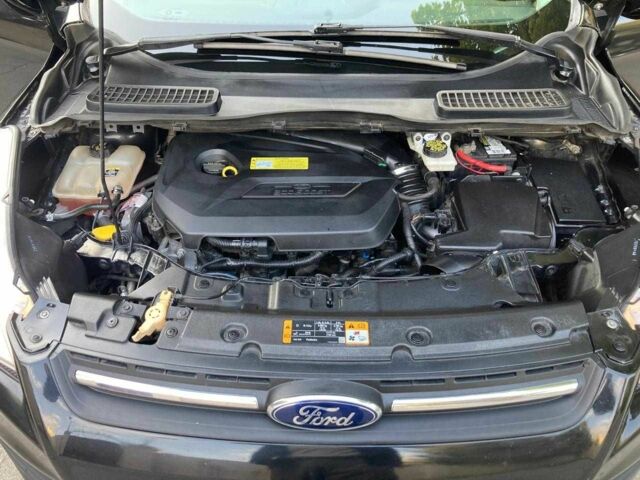 Форд Эскейп 2012 в Херсоне на Automoto.ua Черный Форд Эскейп, объемом двигателя 1.6 л и пробегом 196 тыс. км за 9500 $, фото 6 на Automoto.ua