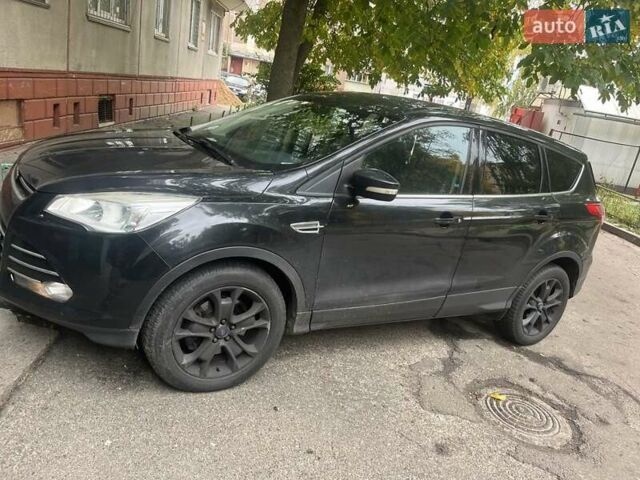 Черный Форд Эскейп, объемом двигателя 2 л и пробегом 201 тыс. км за 10200 $, фото 2 на Automoto.ua
