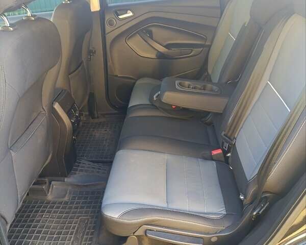 Черный Форд Эскейп, объемом двигателя 1.6 л и пробегом 220 тыс. км за 8500 $, фото 14 на Automoto.ua