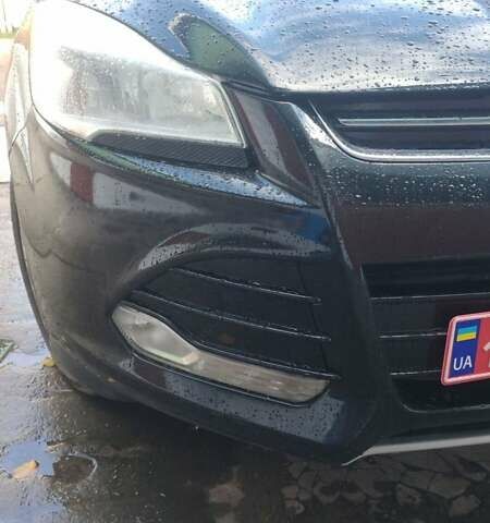 Черный Форд Эскейп, объемом двигателя 0 л и пробегом 215 тыс. км за 9500 $, фото 5 на Automoto.ua