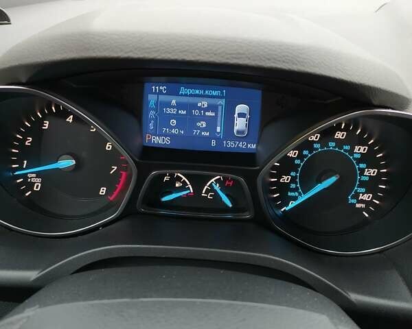 Черный Форд Эскейп, объемом двигателя 2 л и пробегом 145 тыс. км за 9999 $, фото 6 на Automoto.ua