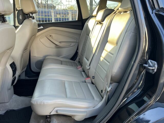 Черный Форд Эскейп, объемом двигателя 1.6 л и пробегом 201 тыс. км за 11500 $, фото 12 на Automoto.ua