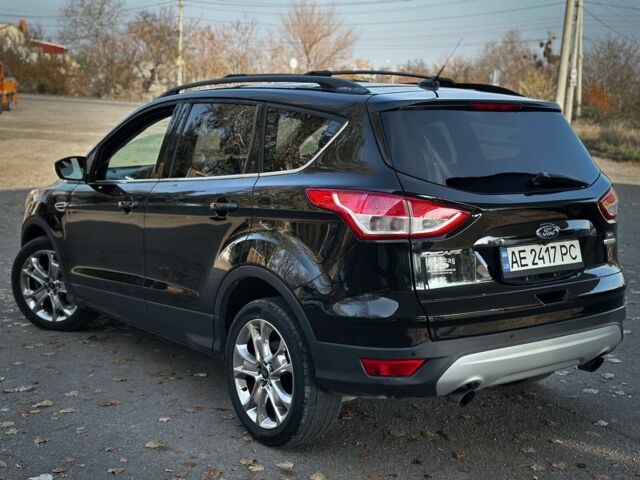 Черный Форд Эскейп, объемом двигателя 2 л и пробегом 190 тыс. км за 9500 $, фото 9 на Automoto.ua