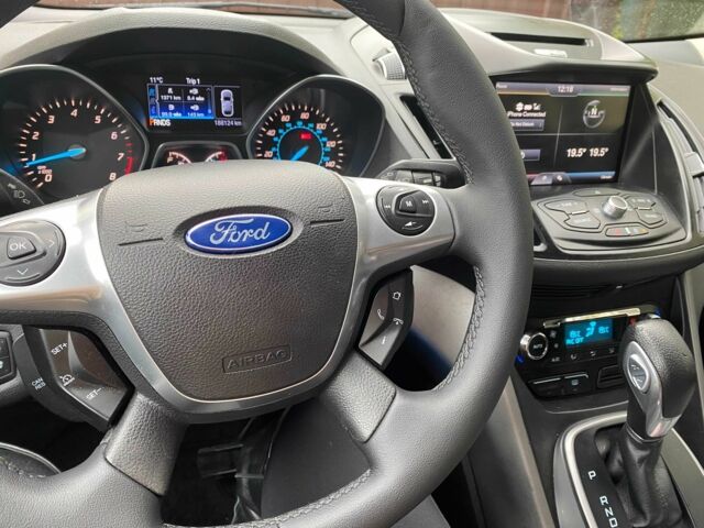 Форд Ескейп 2013 у Люботине на Automoto.ua Чорний Форд Ескейп, об'ємом двигуна 1.6 л та пробігом 188 тис. км за 9500 $, фото 4 на Automoto.ua