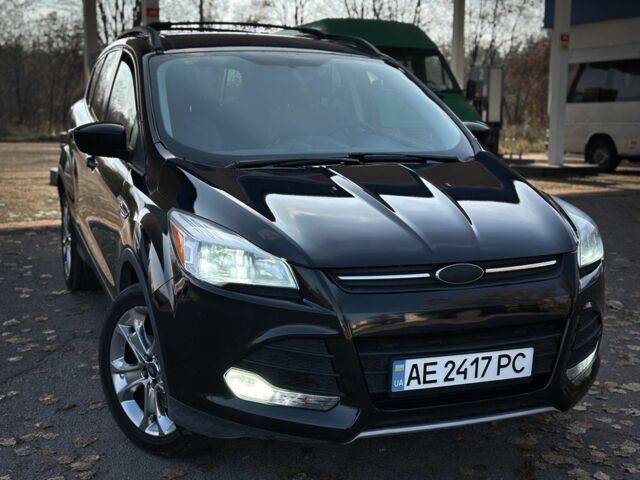 Черный Форд Эскейп, объемом двигателя 2 л и пробегом 190 тыс. км за 9500 $, фото 4 на Automoto.ua