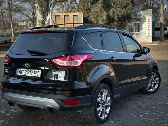 Черный Форд Эскейп, объемом двигателя 2 л и пробегом 190 тыс. км за 9500 $, фото 6 на Automoto.ua