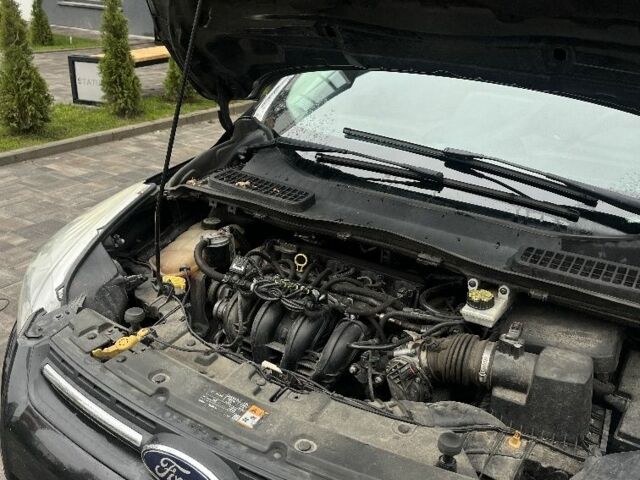 Черный Форд Эскейп, объемом двигателя 2.5 л и пробегом 234 тыс. км за 10900 $, фото 1 на Automoto.ua