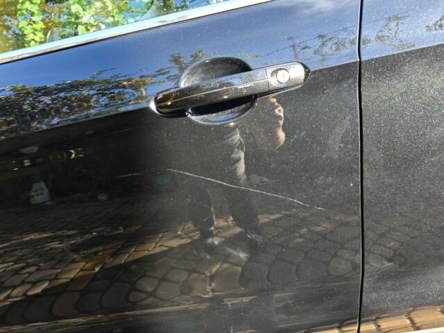 Чорний Форд Ескейп, об'ємом двигуна 2 л та пробігом 135 тис. км за 10300 $, фото 4 на Automoto.ua