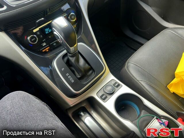 Чорний Форд Ескейп, об'ємом двигуна 1.6 л та пробігом 230 тис. км за 13000 $, фото 10 на Automoto.ua