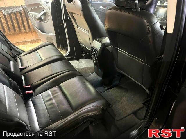 Чорний Форд Ескейп, об'ємом двигуна 1.6 л та пробігом 230 тис. км за 13000 $, фото 11 на Automoto.ua