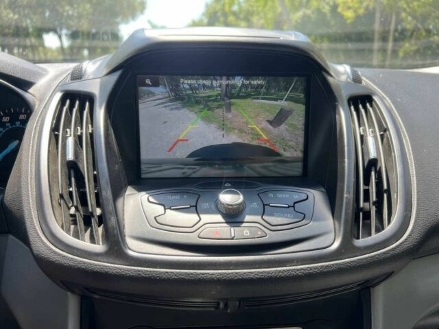 Черный Форд Эскейп, объемом двигателя 2 л и пробегом 87 тыс. км за 2100 $, фото 8 на Automoto.ua