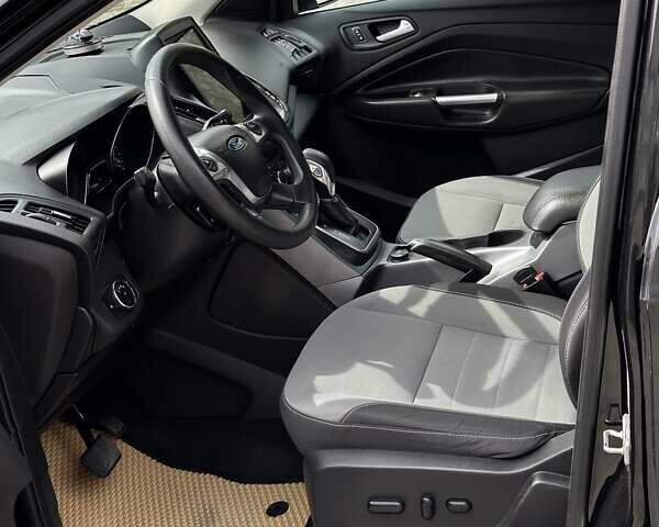 Чорний Форд Ескейп, об'ємом двигуна 1.6 л та пробігом 266 тис. км за 9500 $, фото 2 на Automoto.ua