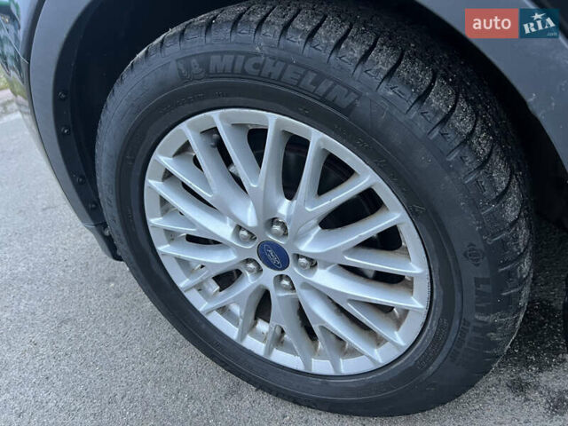 Черный Форд Эскейп, объемом двигателя 2.5 л и пробегом 136 тыс. км за 11900 $, фото 32 на Automoto.ua