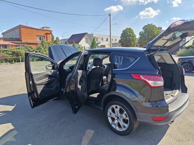 Черный Форд Эскейп, объемом двигателя 2 л и пробегом 131 тыс. км за 11200 $, фото 7 на Automoto.ua