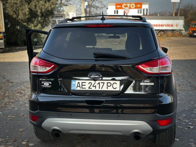 Черный Форд Эскейп, объемом двигателя 2 л и пробегом 190 тыс. км за 9500 $, фото 7 на Automoto.ua