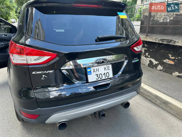Черный Форд Эскейп, объемом двигателя 2 л и пробегом 220 тыс. км за 10300 $, фото 6 на Automoto.ua