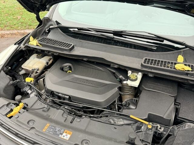 Черный Форд Эскейп, объемом двигателя 1.6 л и пробегом 182 тыс. км за 9500 $, фото 9 на Automoto.ua