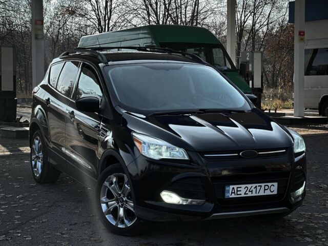 Черный Форд Эскейп, объемом двигателя 2 л и пробегом 190 тыс. км за 9500 $, фото 2 на Automoto.ua