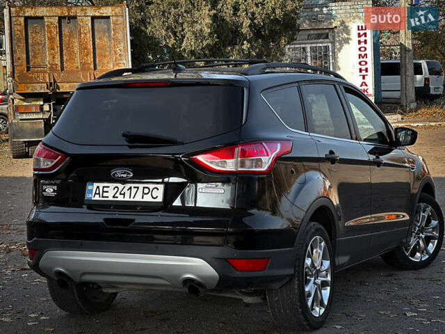 Черный Форд Эскейп, объемом двигателя 2 л и пробегом 189 тыс. км за 9500 $, фото 5 на Automoto.ua
