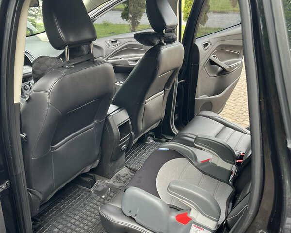 Черный Форд Эскейп, объемом двигателя 2.5 л и пробегом 210 тыс. км за 13500 $, фото 7 на Automoto.ua