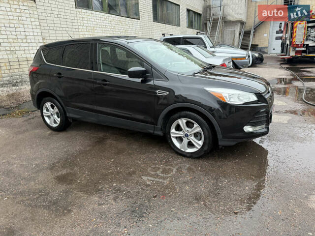 Черный Форд Эскейп, объемом двигателя 1.6 л и пробегом 207 тыс. км за 10000 $, фото 3 на Automoto.ua