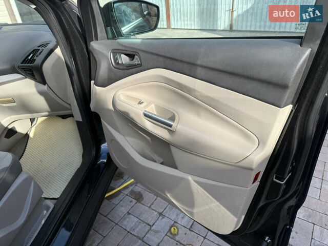 Черный Форд Эскейп, объемом двигателя 1.6 л и пробегом 207 тыс. км за 9200 $, фото 13 на Automoto.ua