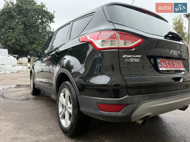 Черный Форд Эскейп, объемом двигателя 1.6 л и пробегом 207 тыс. км за 10000 $, фото 8 на Automoto.ua