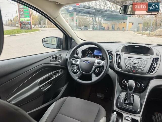 Черный Форд Эскейп, объемом двигателя 2.5 л и пробегом 214 тыс. км за 11999 $, фото 22 на Automoto.ua