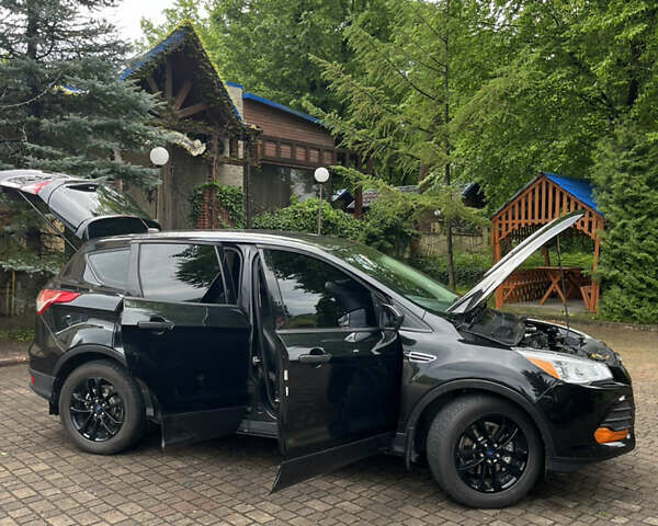 Черный Форд Эскейп, объемом двигателя 2.5 л и пробегом 210 тыс. км за 13500 $, фото 3 на Automoto.ua