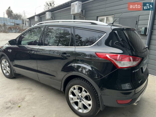 Черный Форд Эскейп, объемом двигателя 1.6 л и пробегом 145 тыс. км за 13000 $, фото 4 на Automoto.ua