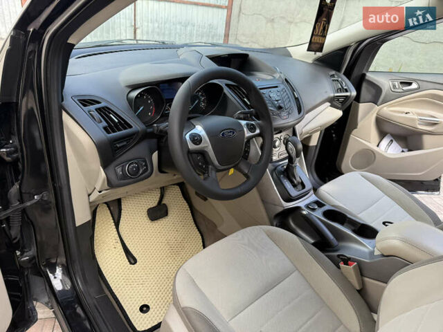 Черный Форд Эскейп, объемом двигателя 1.6 л и пробегом 207 тыс. км за 9200 $, фото 16 на Automoto.ua