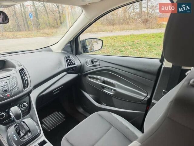 Черный Форд Эскейп, объемом двигателя 2.5 л и пробегом 214 тыс. км за 11999 $, фото 21 на Automoto.ua