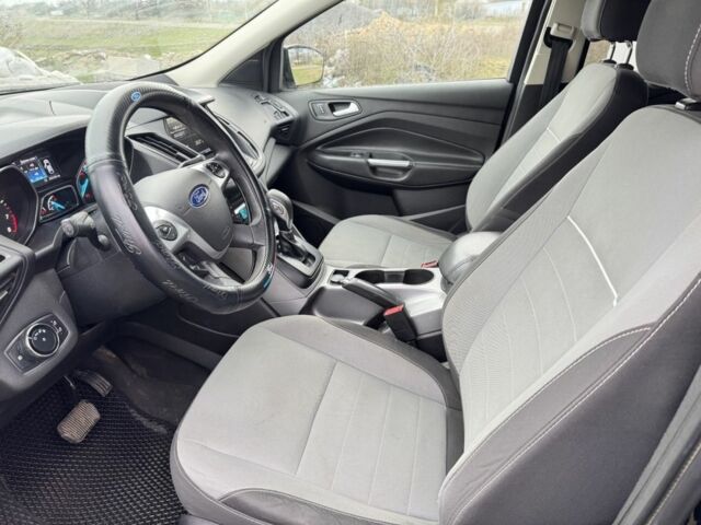 Черный Форд Эскейп, объемом двигателя 1.6 л и пробегом 270 тыс. км за 10700 $, фото 19 на Automoto.ua