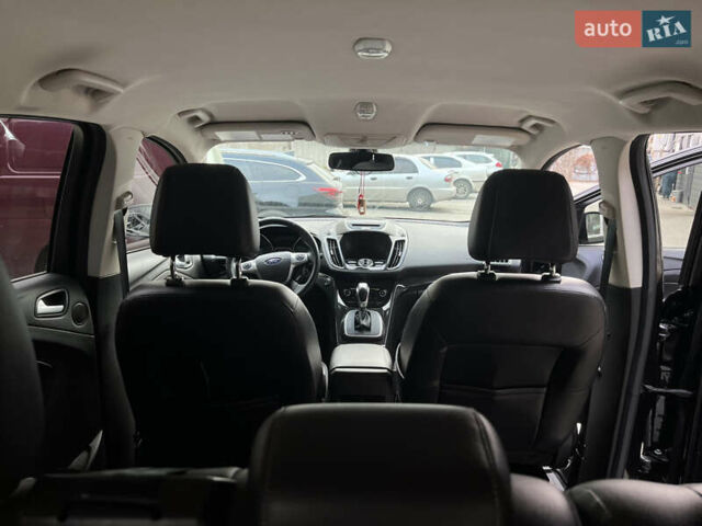 Черный Форд Эскейп, объемом двигателя 1.6 л и пробегом 145 тыс. км за 13000 $, фото 12 на Automoto.ua