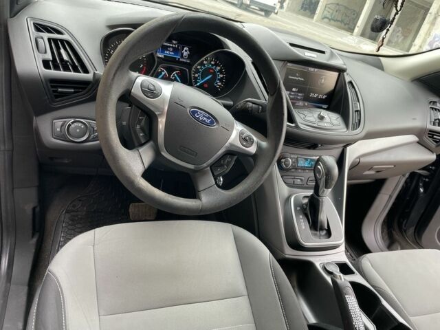 Черный Форд Эскейп, объемом двигателя 1.6 л и пробегом 198 тыс. км за 9990 $, фото 6 на Automoto.ua