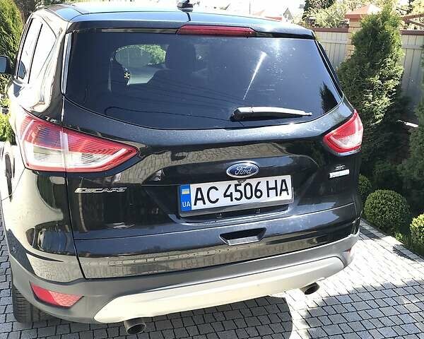 Черный Форд Эскейп, объемом двигателя 1.6 л и пробегом 288 тыс. км за 9900 $, фото 3 на Automoto.ua