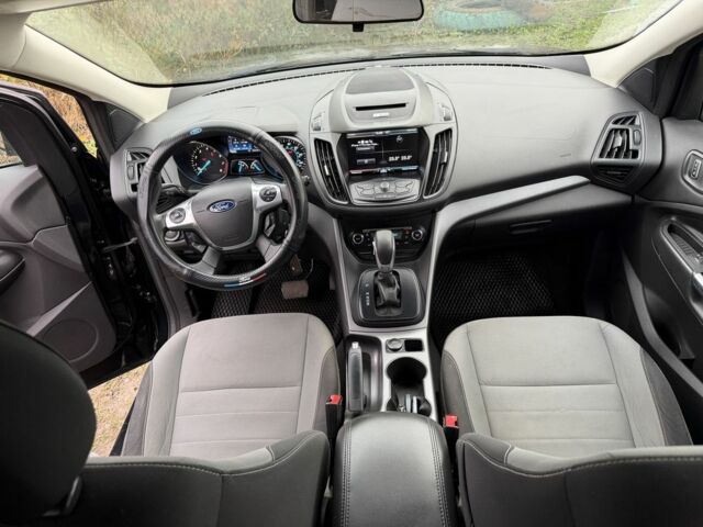 Черный Форд Эскейп, объемом двигателя 1.6 л и пробегом 270 тыс. км за 10700 $, фото 11 на Automoto.ua