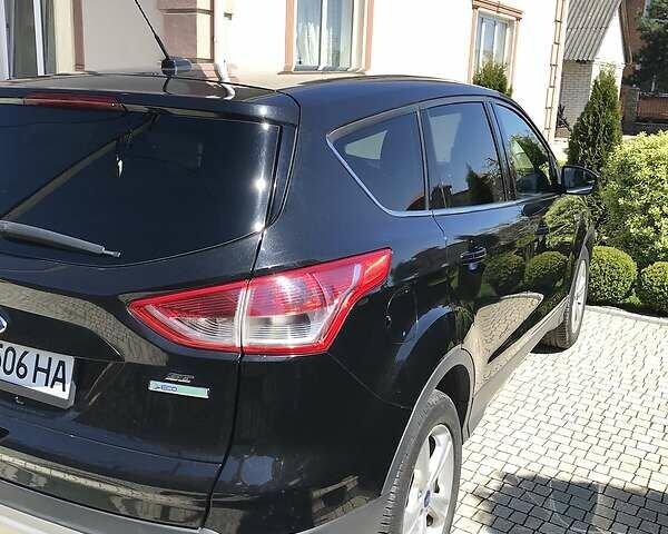 Черный Форд Эскейп, объемом двигателя 1.6 л и пробегом 288 тыс. км за 9900 $, фото 5 на Automoto.ua