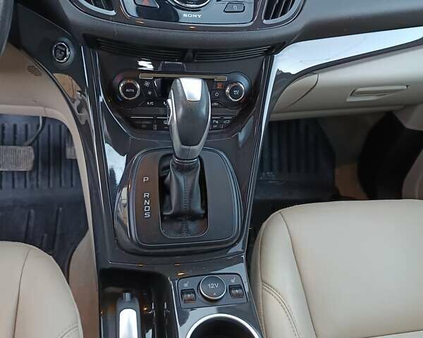 Чорний Форд Ескейп, об'ємом двигуна 2 л та пробігом 286 тис. км за 10500 $, фото 19 на Automoto.ua