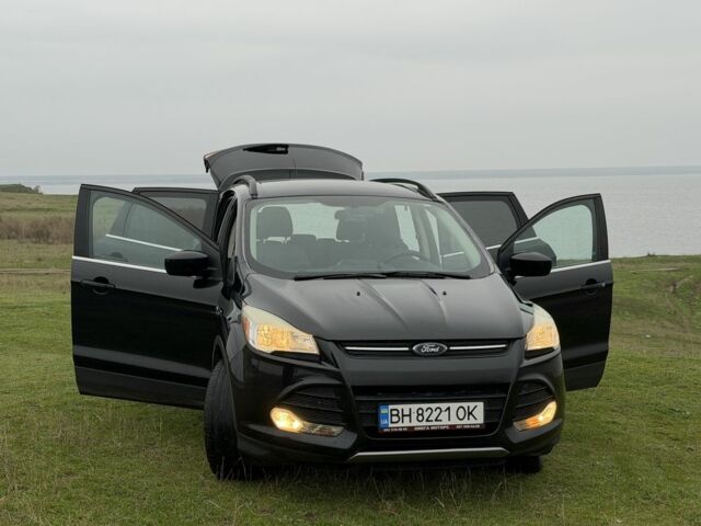 Черный Форд Эскейп, объемом двигателя 1.6 л и пробегом 270 тыс. км за 10700 $, фото 3 на Automoto.ua